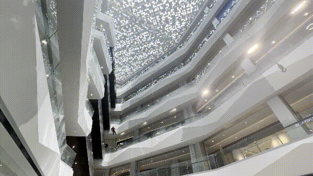 141508b1nqj38sja85sb1s.gif