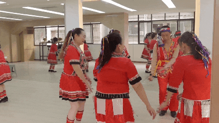 142600fd1e8tkde88jtzbp.gif